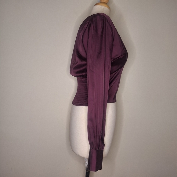 Abercrombie & Fitch Satin Long Puffed Sleeve Top Size M - Picture 4 of 10